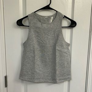 Lululemon crop tank size 6